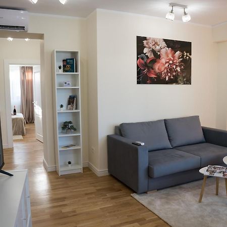 Azaleea Apartments Bukarest Exterior foto